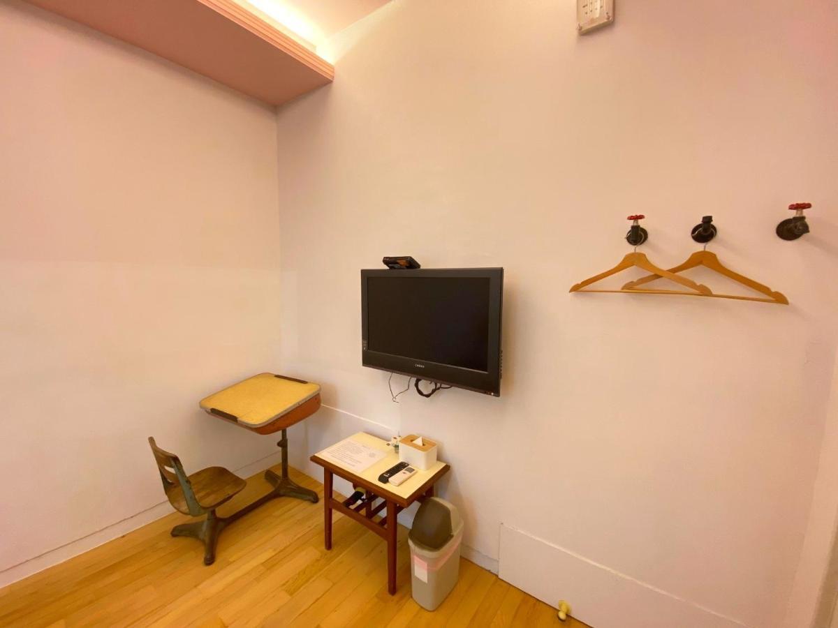 Tainan Macarthur Homestay Esterno foto